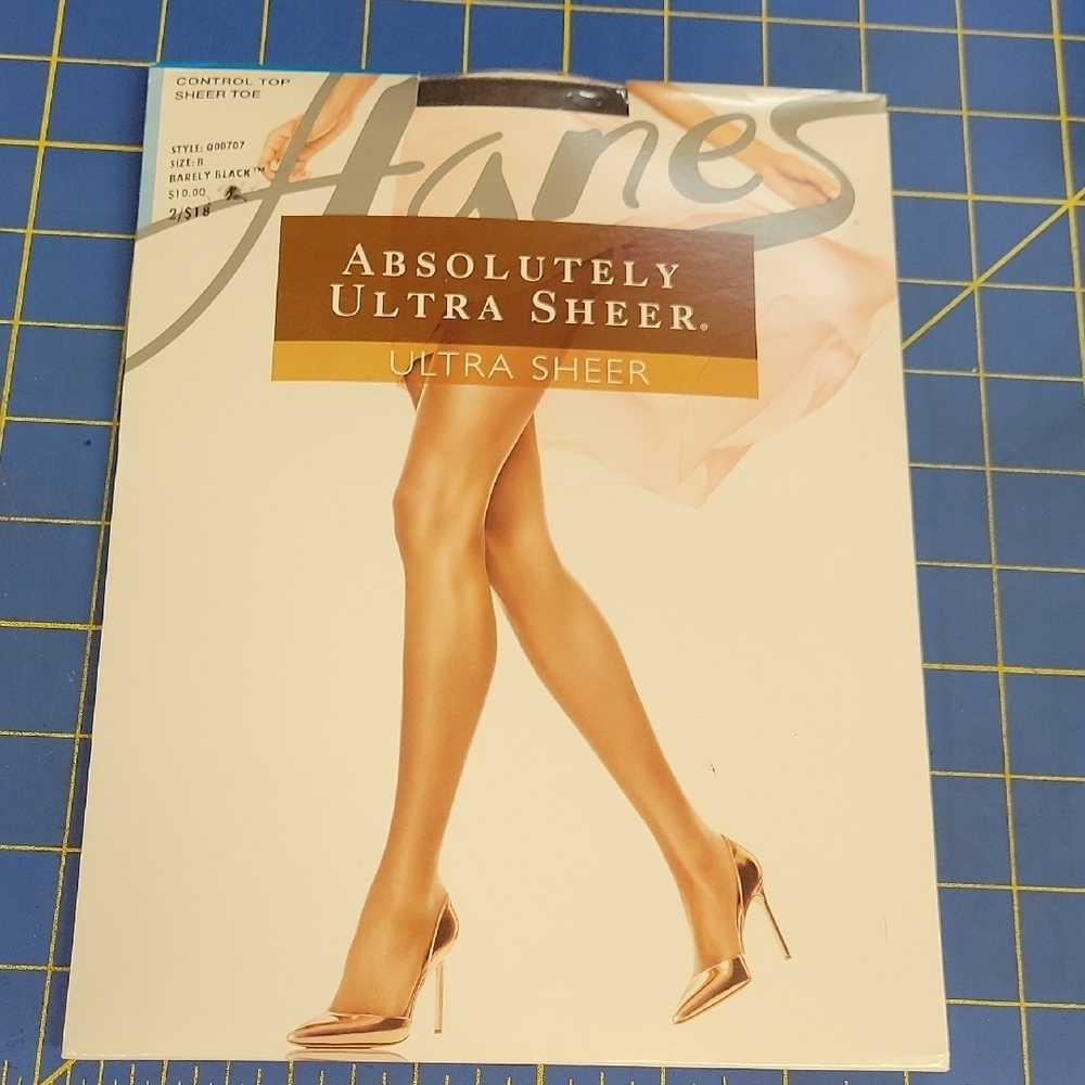 Hanes Absolutely Ultra Sheer Control Top Barely Black Pantyhose Size B New